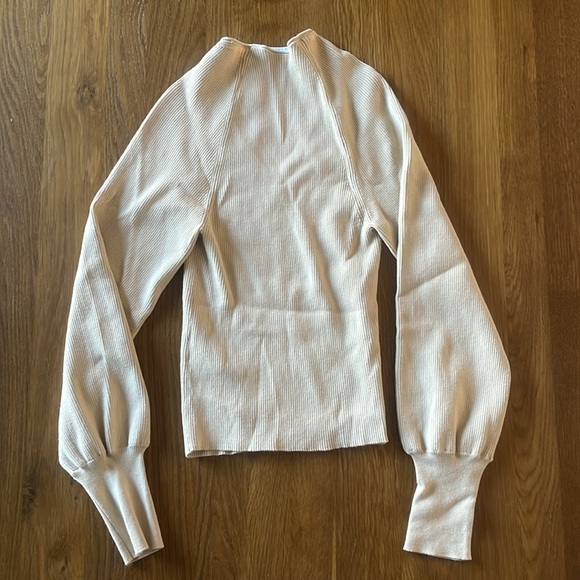 Hugo Boss | Faldesta V-neck Top - Picture 6 of 6